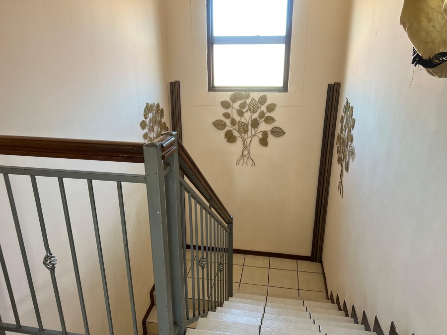 3 Bedroom Property for Sale in Waterval East North West